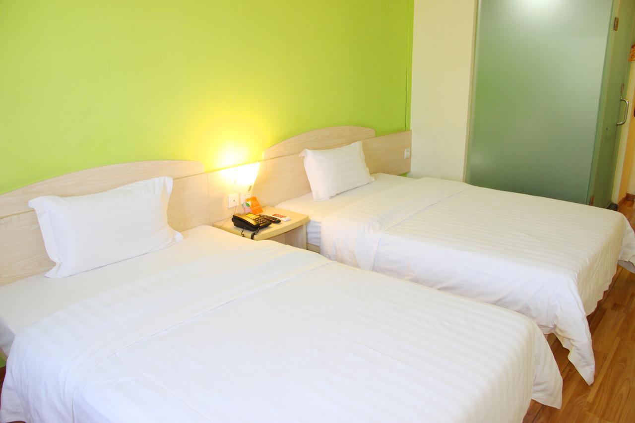 7Days Inn Shanghai Pudong New International Expo Centre מראה חיצוני תמונה